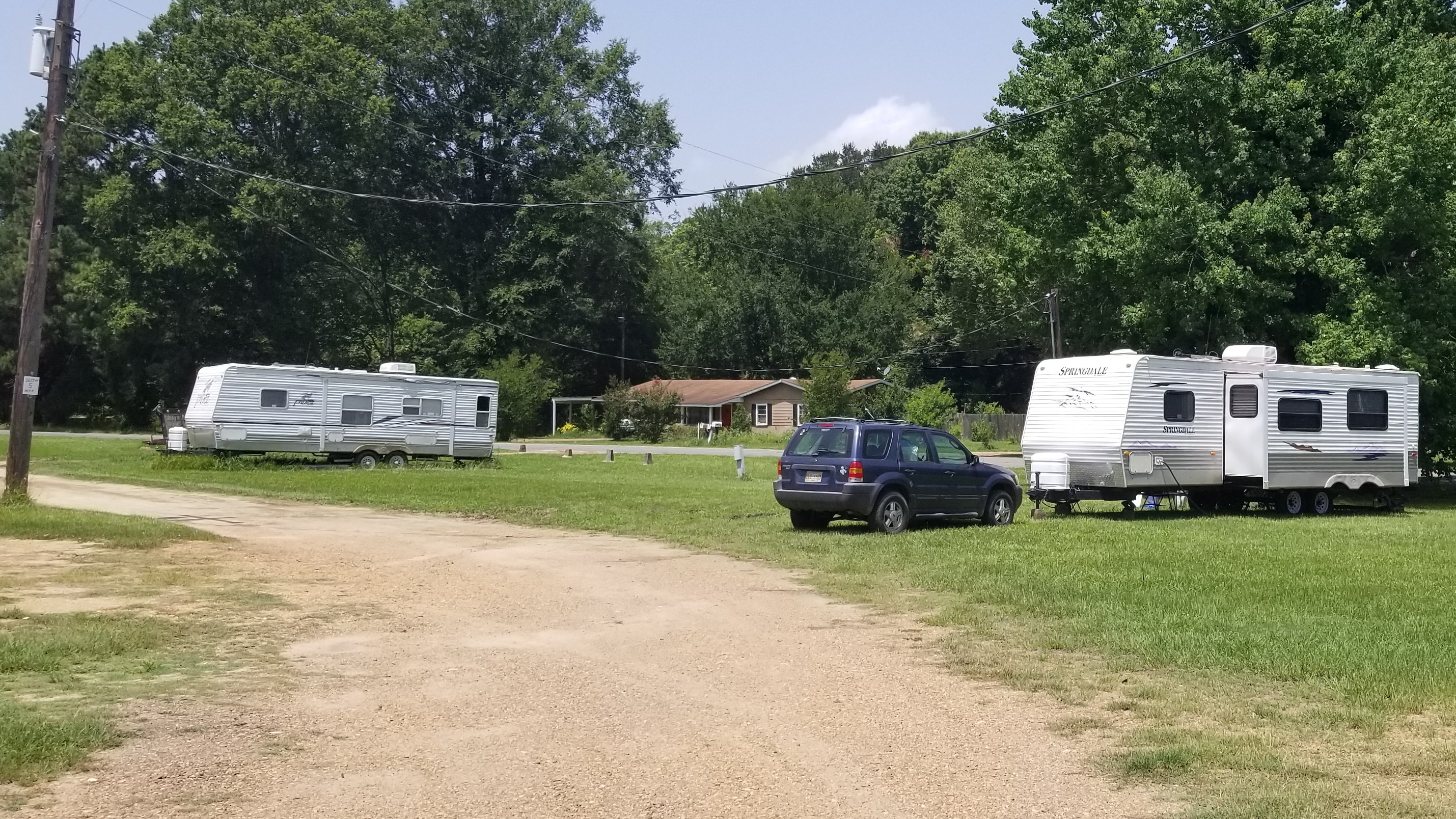 7 Oaks Storage RV Park photo 2