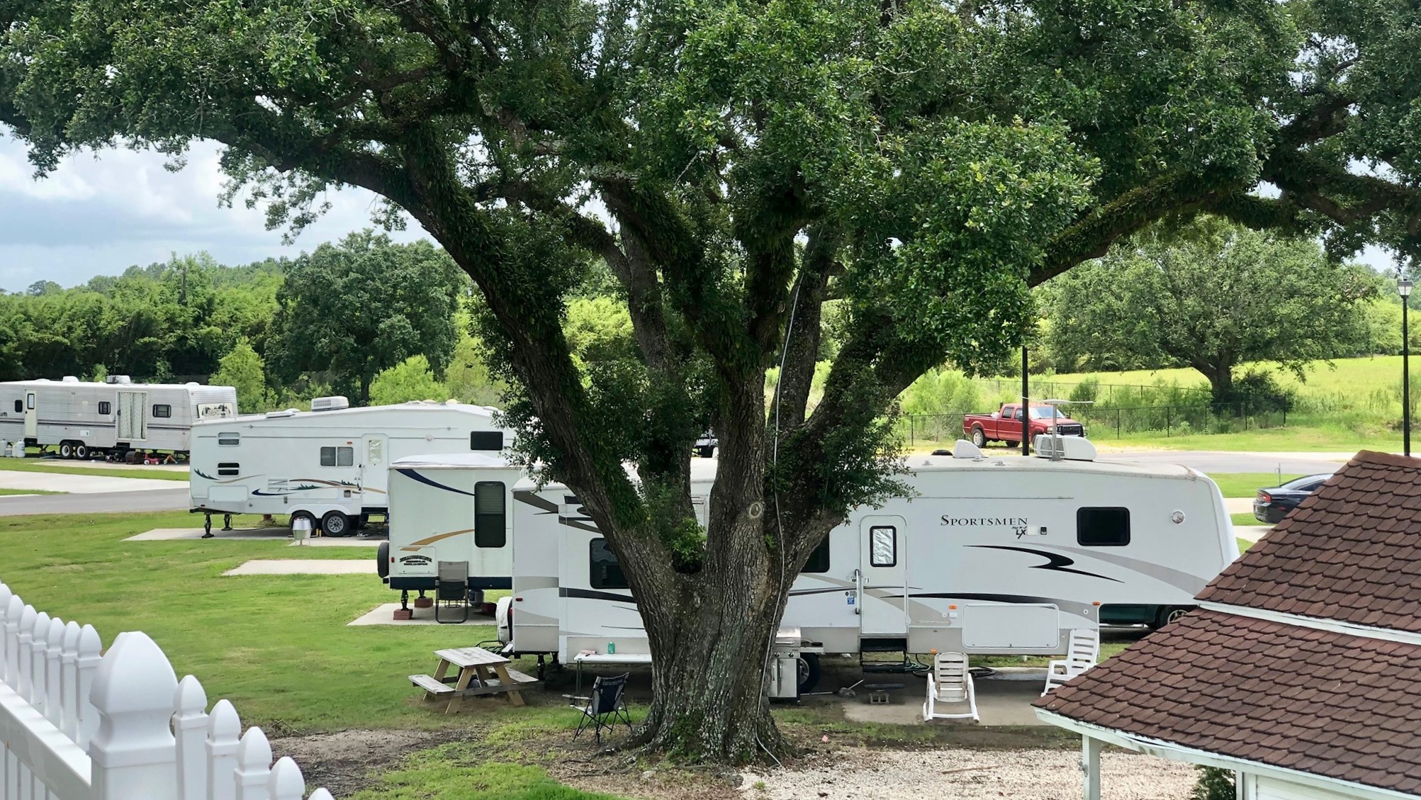 Bender Oaks RV - Photo 3